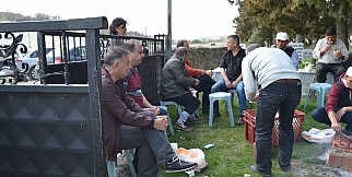 BİR FİDAN DA SEN DİK